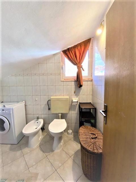 Amarante Apartments Каштела Экстерьер фото
