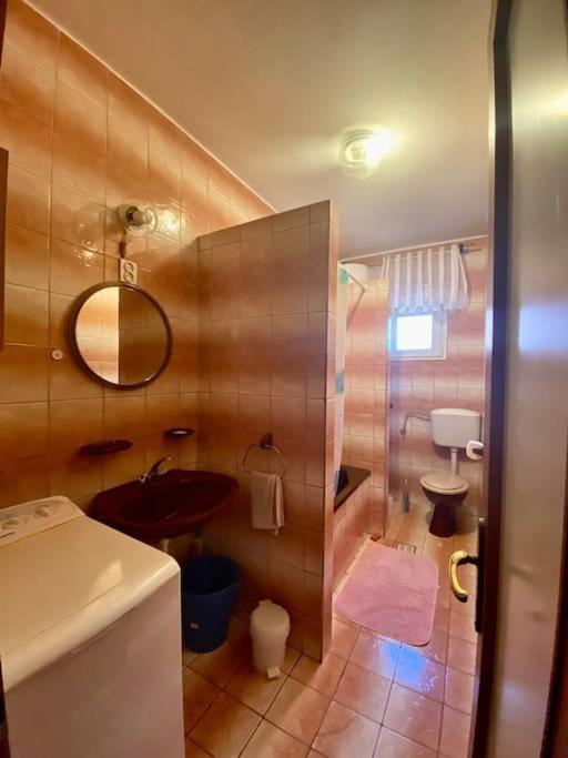 Amarante Apartments Каштела Экстерьер фото
