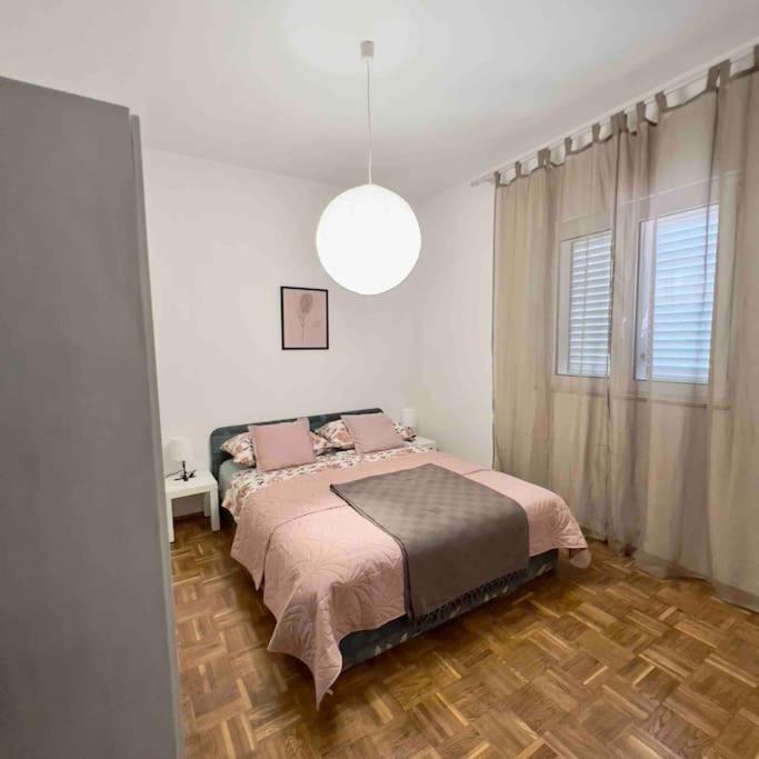 Amarante Apartments Каштела Экстерьер фото