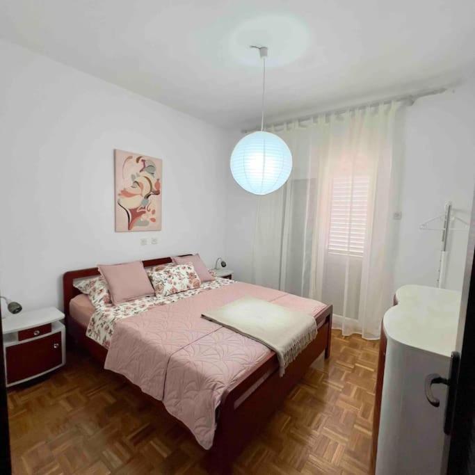 Amarante Apartments Каштела Экстерьер фото